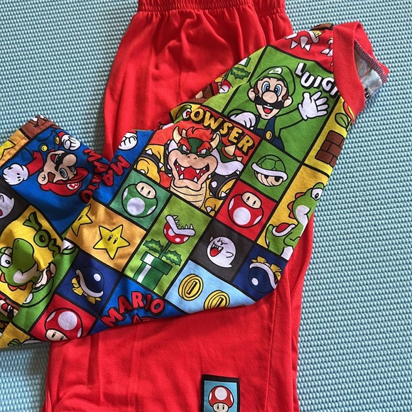 Super Mario Boy’s 2 piece Pajama Set - Picture 7 of 11